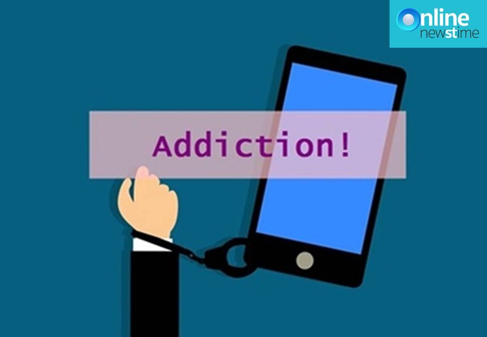 socialAddiction