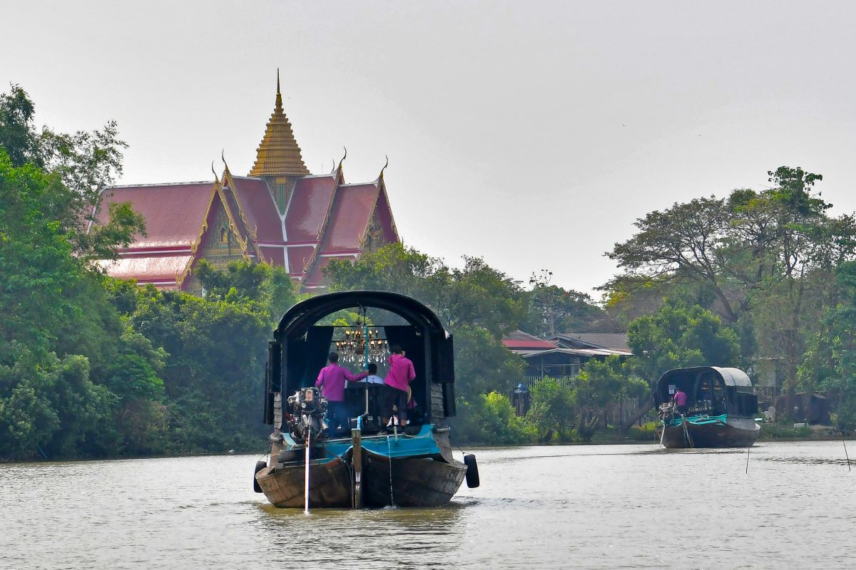 king power ล่องเรือไหว้พระเสริมดวงรับพลังสิ่งศักดิ์สิทธิ์