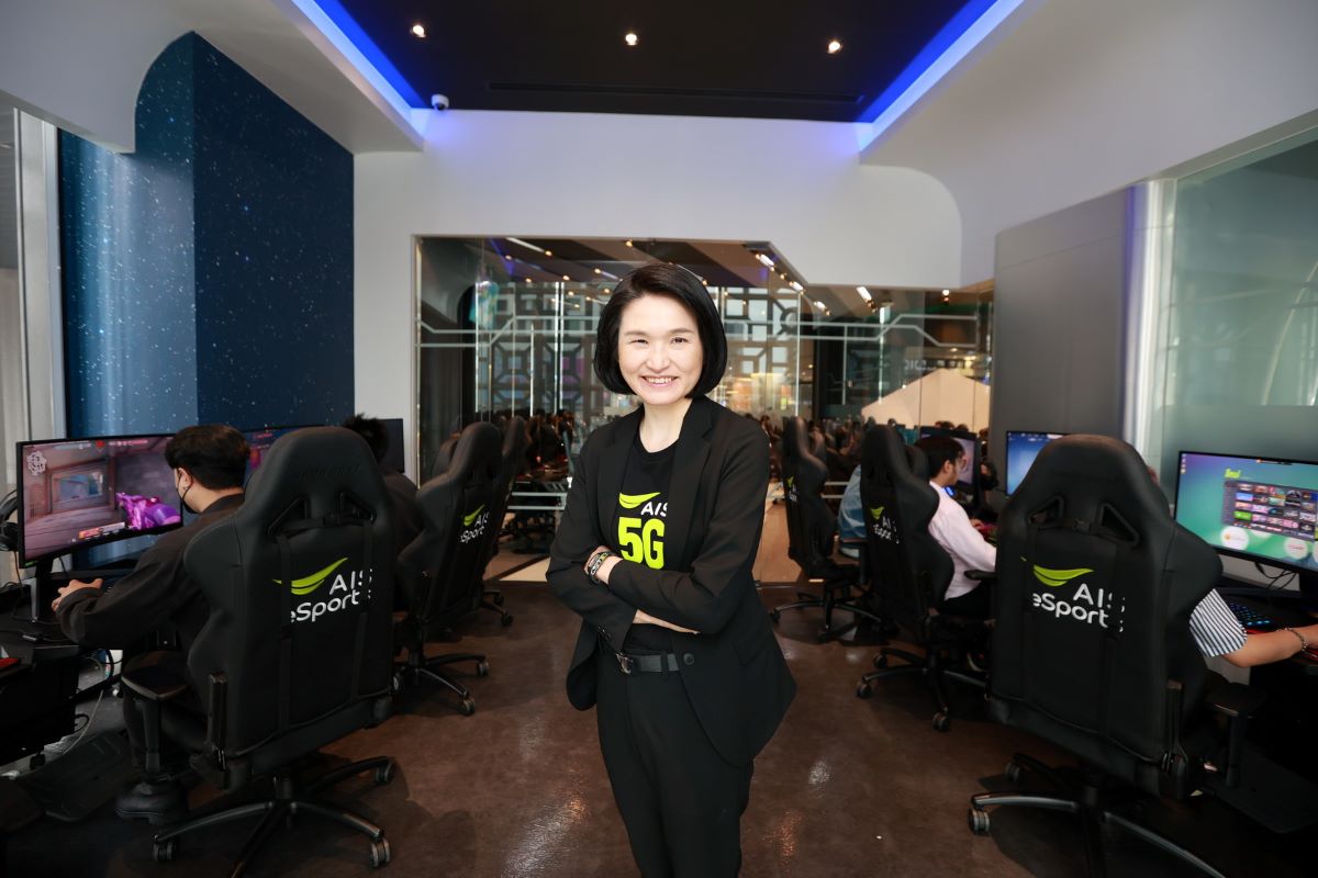 ais esport คุณรุ่งทิพย์ จารุศิริพิพัฒน์